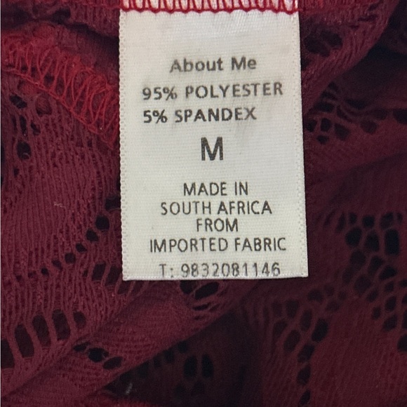 Christmas - Thick Lace Body Suit with snap crotch and lined chest. - Picture 13 of 13